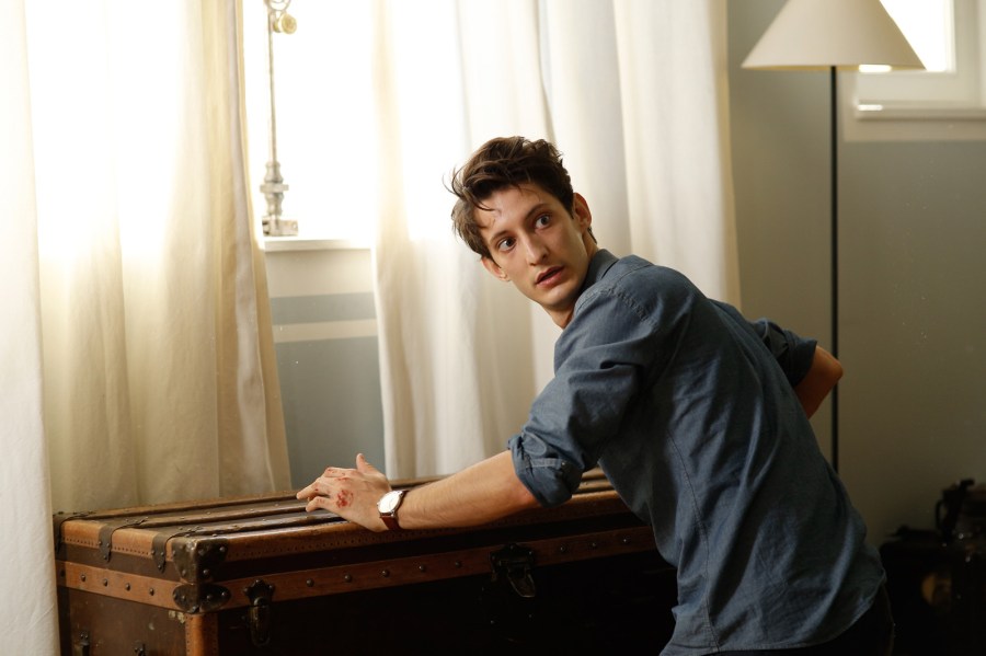 UN HOMME IDEAL, un film de Yann Gozlan avec Pierre Niney et Ana Girardot